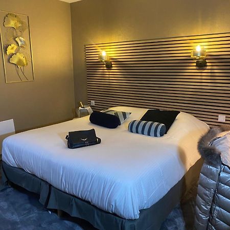 La Glycine Hotel, Spa Et Bien-Etre Bénouville Екстериор снимка