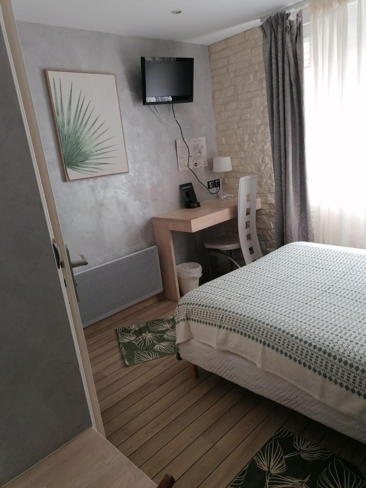 La Glycine Hotel, Spa Et Bien-Etre Bénouville Екстериор снимка
