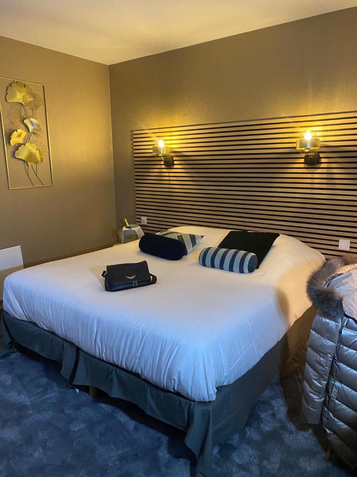 La Glycine Hotel, Spa Et Bien-Etre Bénouville Екстериор снимка