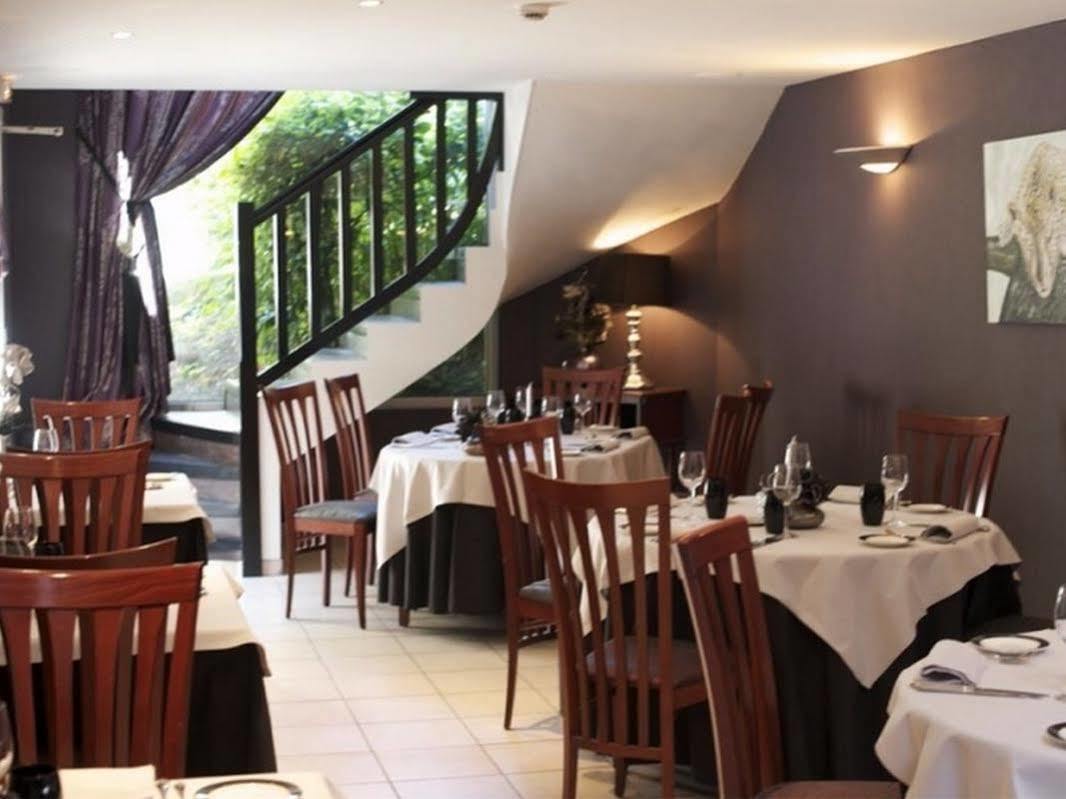 La Glycine Hotel, Spa Et Bien-Etre Bénouville Екстериор снимка