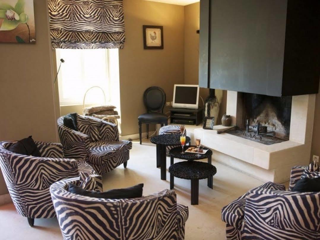 La Glycine Hotel, Spa Et Bien-Etre Bénouville Екстериор снимка